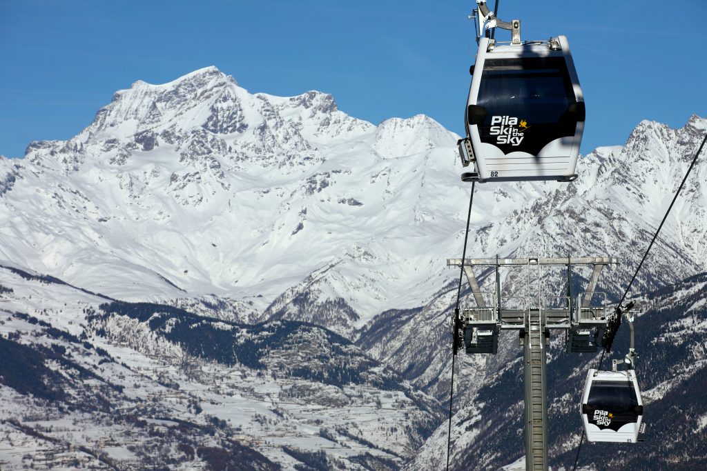 Pila, Valle D'Aosta - Interski Gap Year 